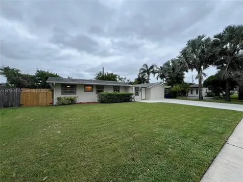 5013 SW 90th Terrace Cooper City FL 33328