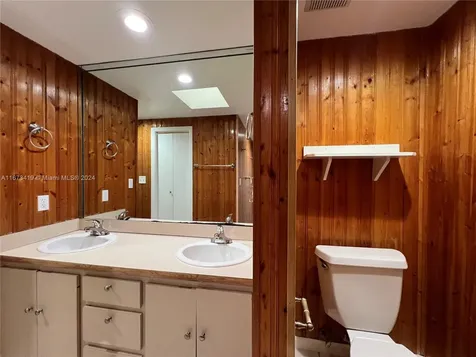 5013 SW 90th Terrace Cooper City FL 33328