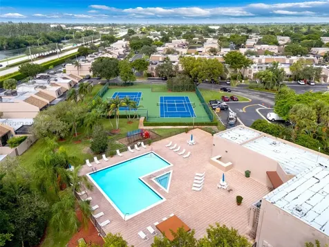 1333 NW 122nd Terrace Pembroke Pines FL 33026