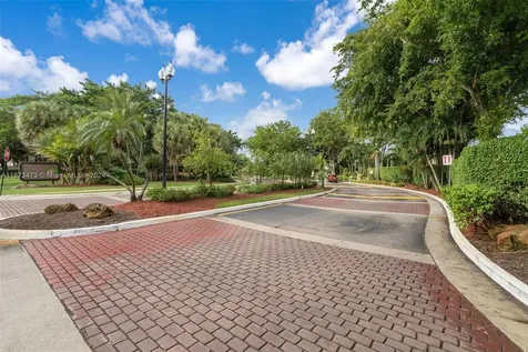 1333 NW 122nd Terrace Pembroke Pines FL 33026