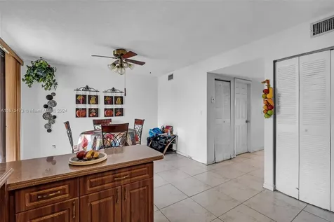 1333 NW 122nd Terrace Pembroke Pines FL 33026
