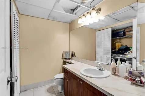 1333 NW 122nd Terrace Pembroke Pines FL 33026