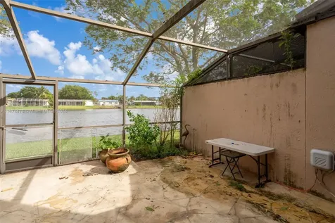 1333 NW 122nd Terrace Pembroke Pines FL 33026