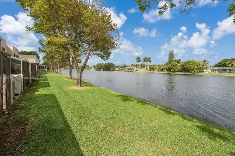 1333 NW 122nd Terrace Pembroke Pines FL 33026