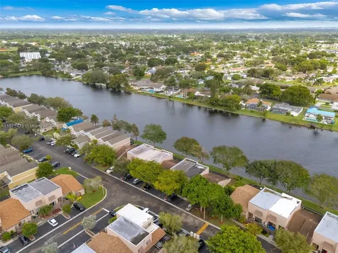 1333 NW 122nd Terrace Pembroke Pines FL 33026