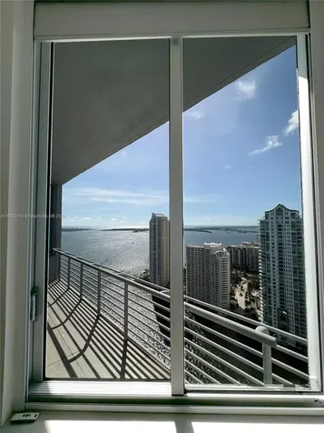 325 S Biscayne Boulevard Miami FL 33131