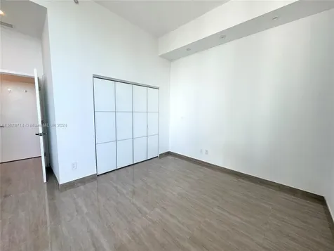 325 S Biscayne Boulevard Miami FL 33131