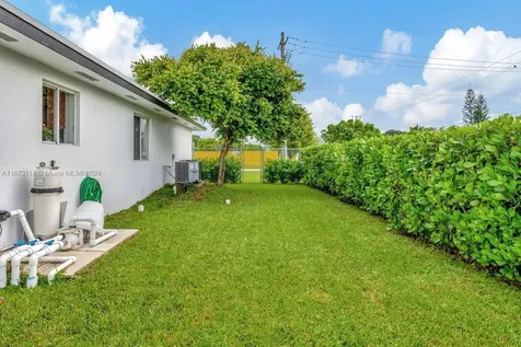 10791 SW 218th Street Miami FL 33170