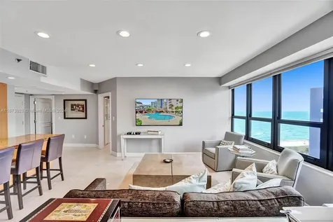 5225 Collins Avenue Miami Beach FL 33140