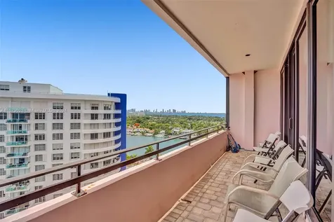 5225 Collins Avenue Miami Beach FL 33140