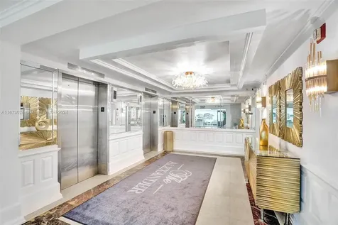 5225 Collins Avenue Miami Beach FL 33140