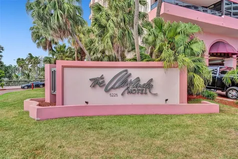 5225 Collins Avenue Miami Beach FL 33140