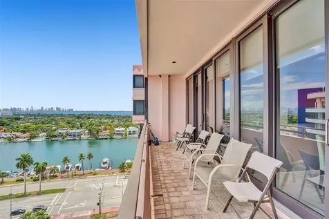 5225 Collins Avenue Miami Beach FL 33140