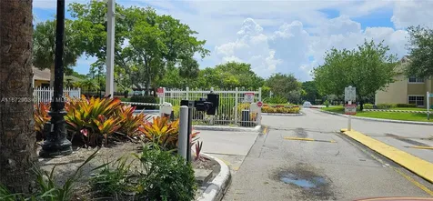 800 Cypress Park Way Deerfield Beach FL 33064