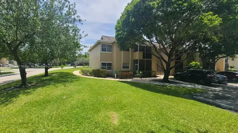 800 Cypress Park Way Deerfield Beach FL 33064