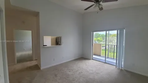 800 Cypress Park Way Deerfield Beach FL 33064