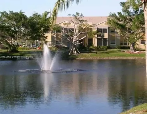 800 Cypress Park Way Deerfield Beach FL 33064