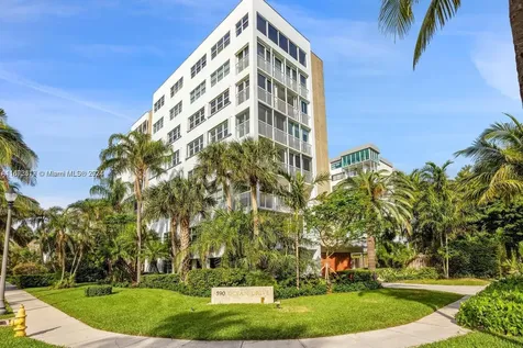 590 Ocean Drive Key Biscayne FL 33149