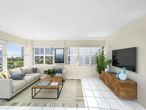 590 Ocean Drive Key Biscayne FL 33149