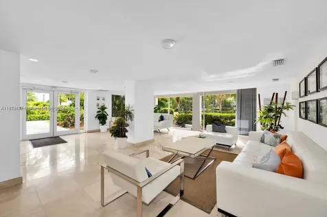 590 Ocean Drive Key Biscayne FL 33149
