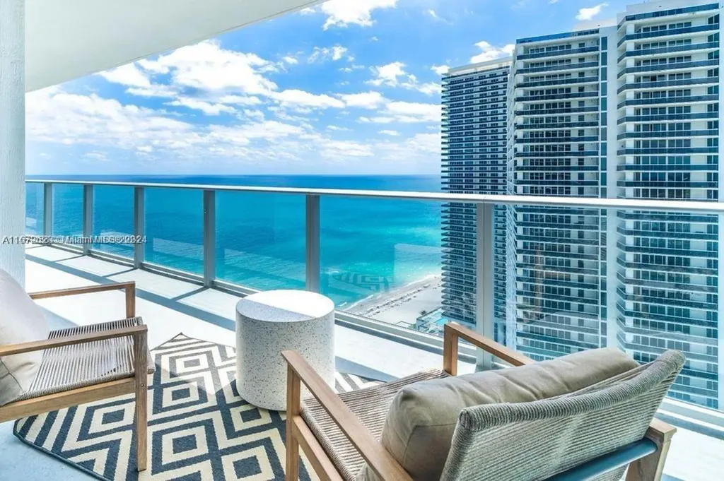 4111 S Ocean Drive Hollywood FL 33019