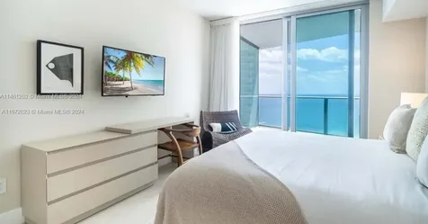 4111 S Ocean Drive Hollywood FL 33019