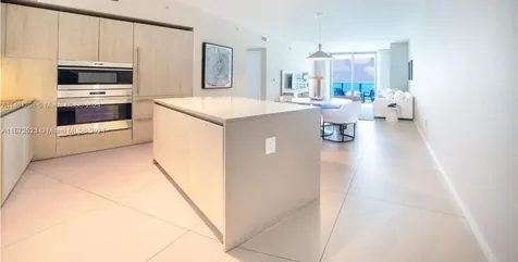 4111 S Ocean Drive Hollywood FL 33019