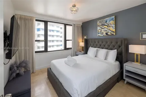5225 Collins Avenue Miami Beach FL 33140