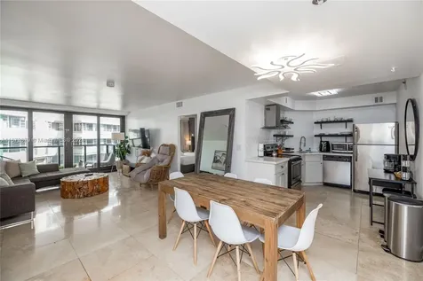 5225 Collins Avenue Miami Beach FL 33140