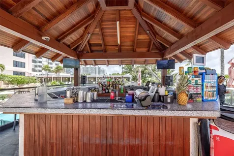 5225 Collins Avenue Miami Beach FL 33140
