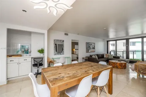 5225 Collins Avenue Miami Beach FL 33140