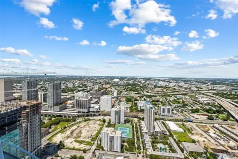 851 NE 1st Avenue Miami FL 33132