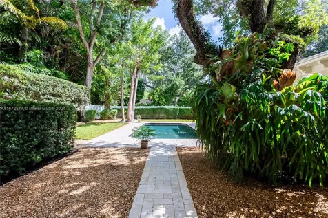 7637 SW 59th Court South Miami FL 33143