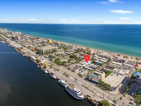 330 Grant Street Hollywood FL 33019
