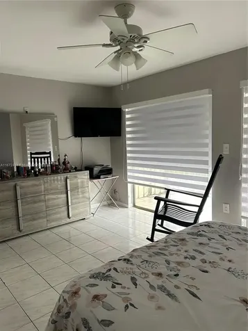 Miami FL 33193