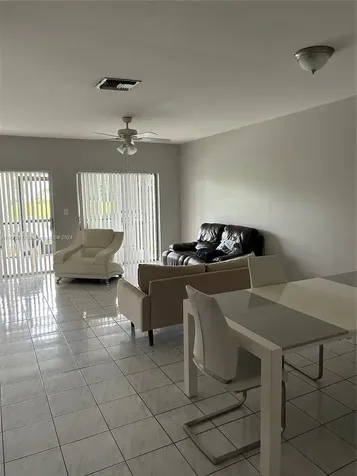 Miami FL 33193