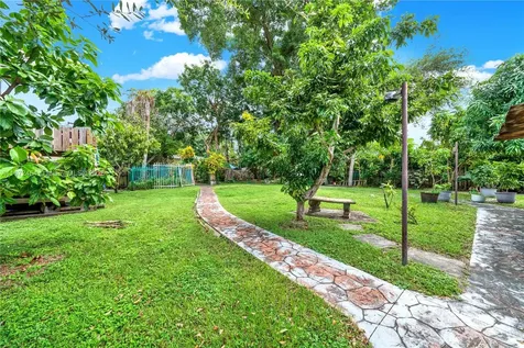 265 Cherokee Street Miami Springs FL 33166