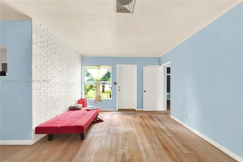 265 Cherokee Street Miami Springs FL 33166