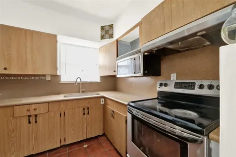 265 Cherokee Street Miami Springs FL 33166