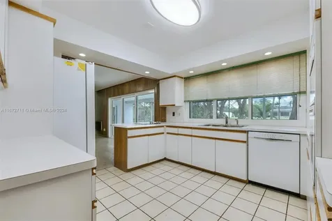 7240 SW 109th Terrace Pinecrest FL 33156