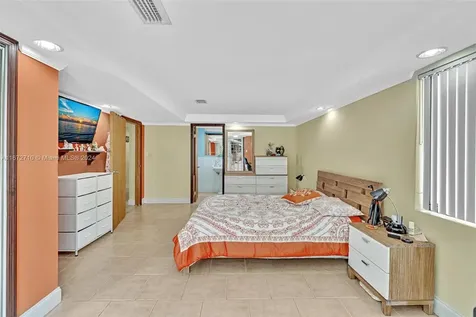 1787 NE 177th Street North Miami Beach FL 33162