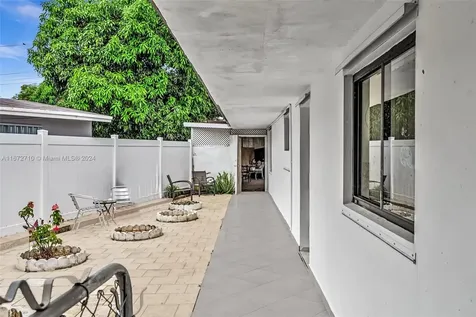 1787 NE 177th Street North Miami Beach FL 33162