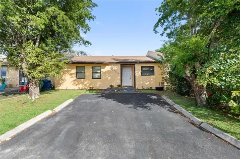3005 NW 204th Terrace Miami Gardens FL 33056