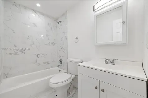 3005 NW 204th Terrace Miami Gardens FL 33056