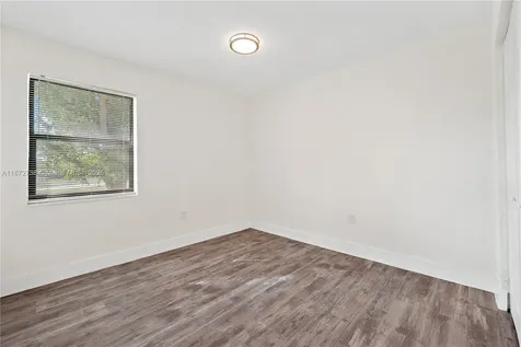 3005 NW 204th Terrace Miami Gardens FL 33056