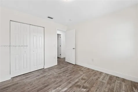 3005 NW 204th Terrace Miami Gardens FL 33056