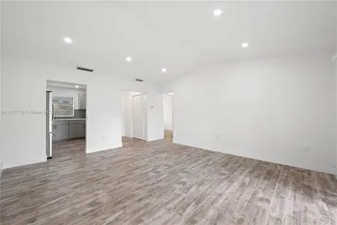 3005 NW 204th Terrace Miami Gardens FL 33056