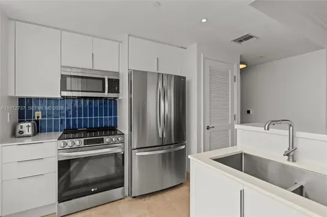 4401 Collins Avenue Miami Beach FL 33140