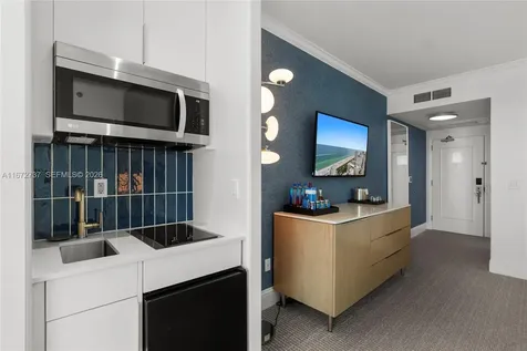 4401 Collins Avenue Miami Beach FL 33140