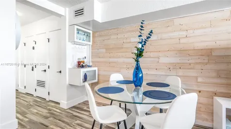 201 Van Buren Street Hollywood FL 33019